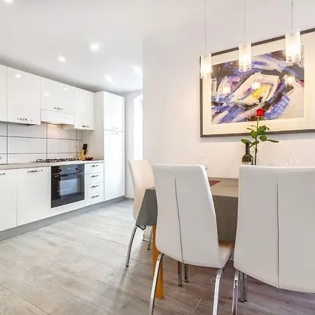 Irene アパート *