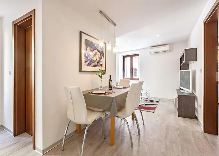 Irene 아파트 포레치