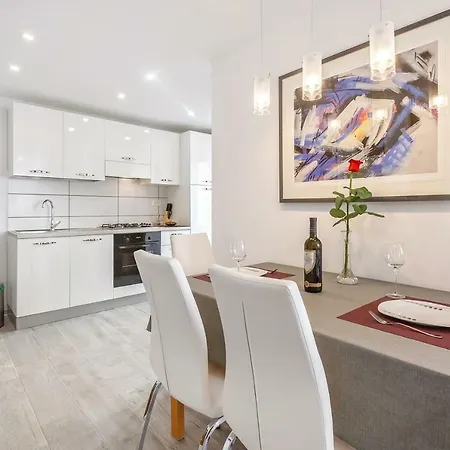 Апартаменты Irene *